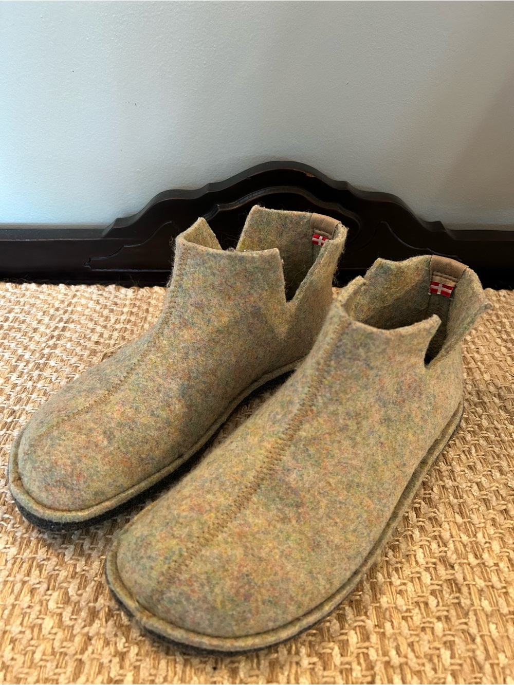 Sanita Felted Wool Ankle Slippers Size 9 Soft Sole Boho Artsy Hippie Casual - Picture 2 of 6